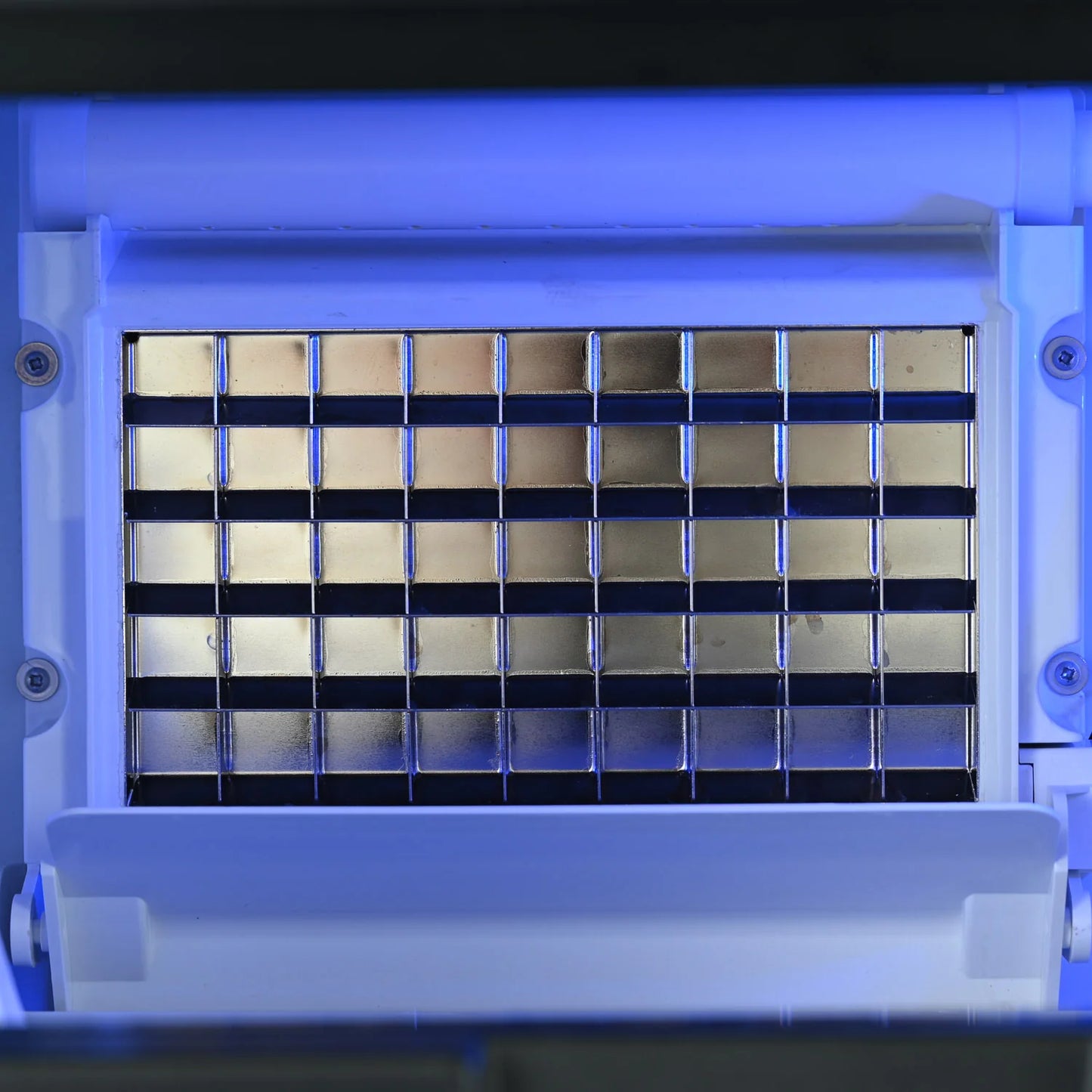 Commercial Ice Maker-120-130KG/day Large Capacity, 65 Ice Cubes are Made in 15 Minutes