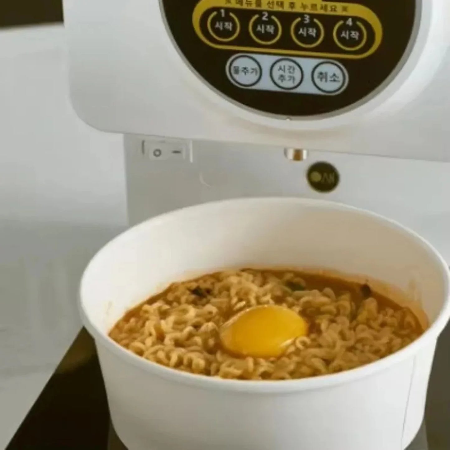 Self-Service Instant Noodle Cooking Machine IH5600 – Automatic Ramen, Tteokbokki & Soup Cooker with Touch Control, Water Connection & 1700W Induction Heating