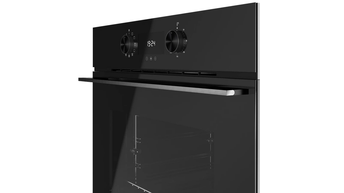 Teka HLB 8400 FBK 70L FullBlack Built-In Multifunction Oven – 9 Functions, SurroundTemp & HydroClean